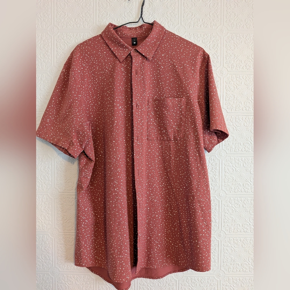 lululemon athletica Men's Casual Button Down Shirt - Rust Red